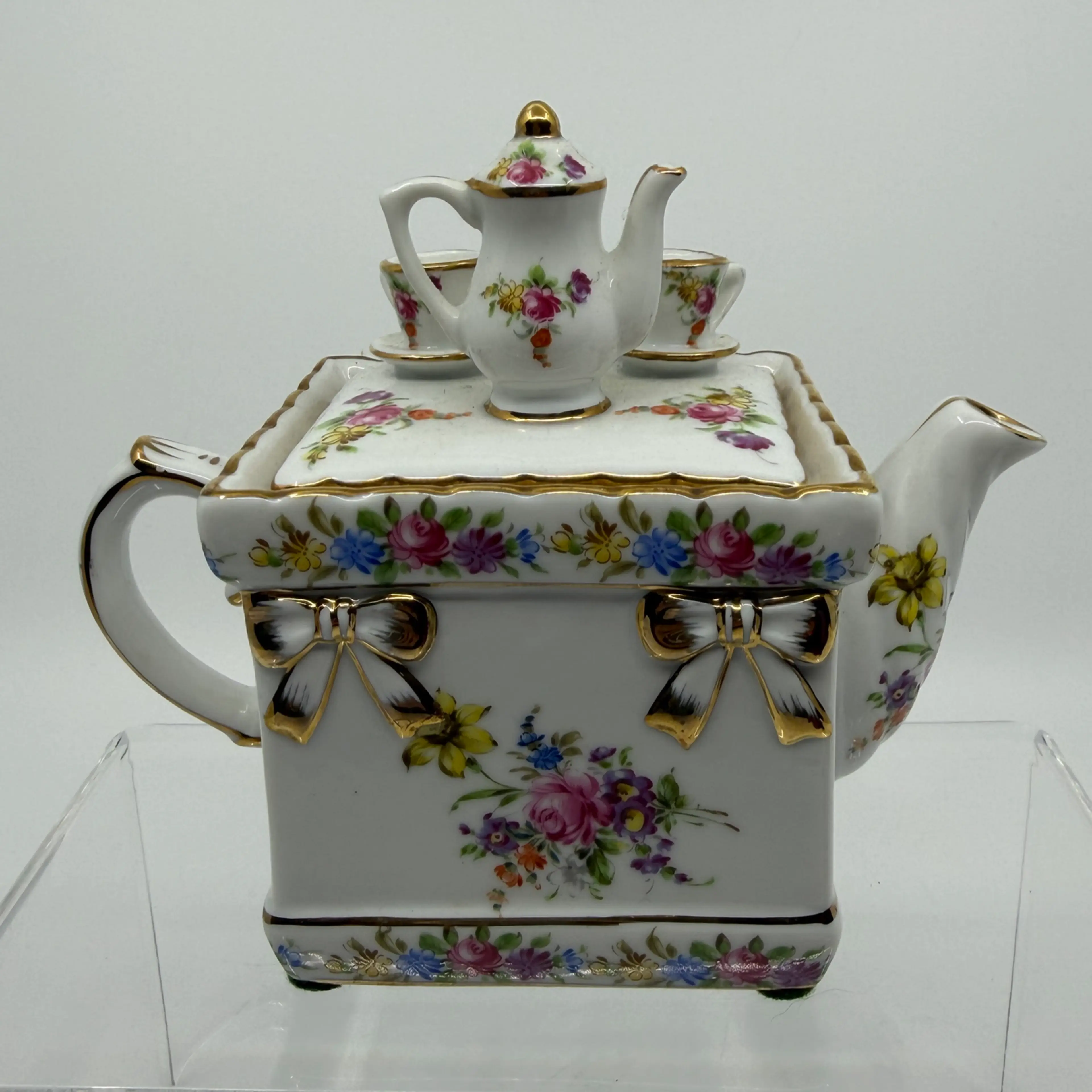 Image 4 of 9