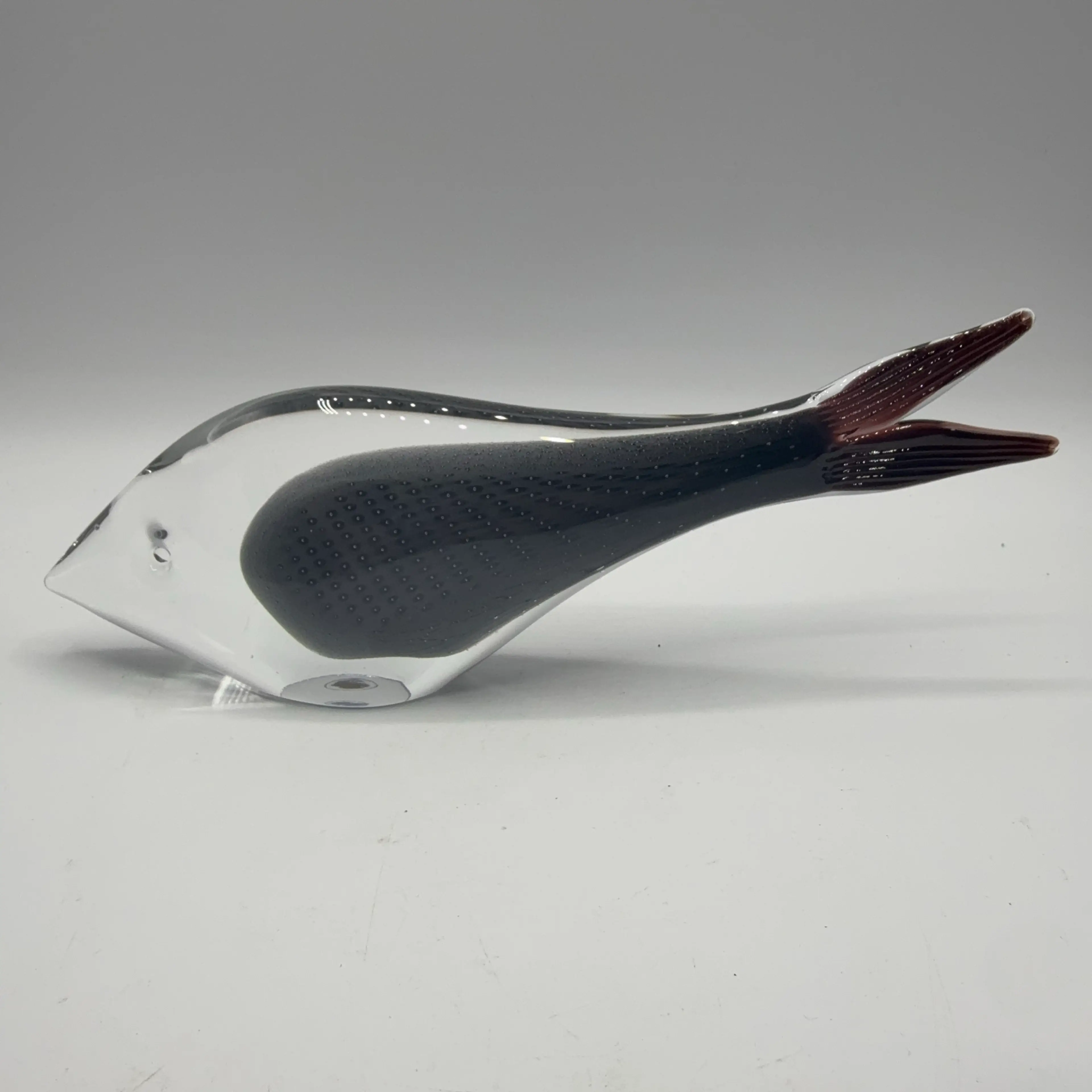 Image 2 of 6
