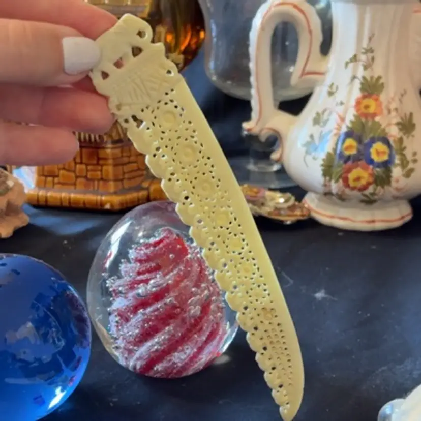 Elephant And Lace Design Carved Plastic Letter Opener