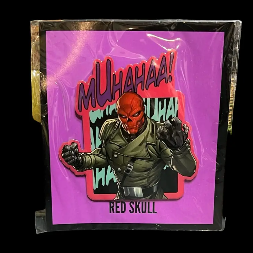 MARKDOWN! Marvel Gear+Goods Red Skull "MuHaHaa!" Pin Button - 2018 Loot Crate Presents Hat Backpack Lapel NIP, Pin Measures ~2.75x2.75”