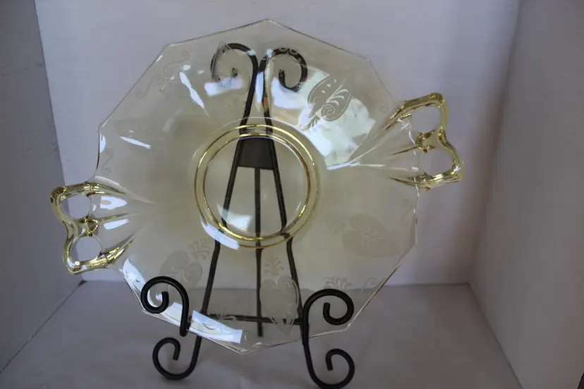 Fostoria Trojan Topaz Yellow Cake Plate Bow Handles Serving Tray 12.75''