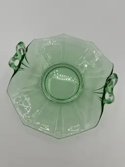 Fostoria Fairfax #2375 Green Uranium Glass 2 Handled (Bow) Bon Bon Plate VTG