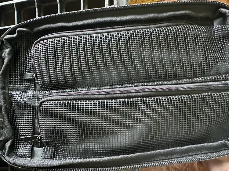 Gravel Explorer Plus Toiletry Kit