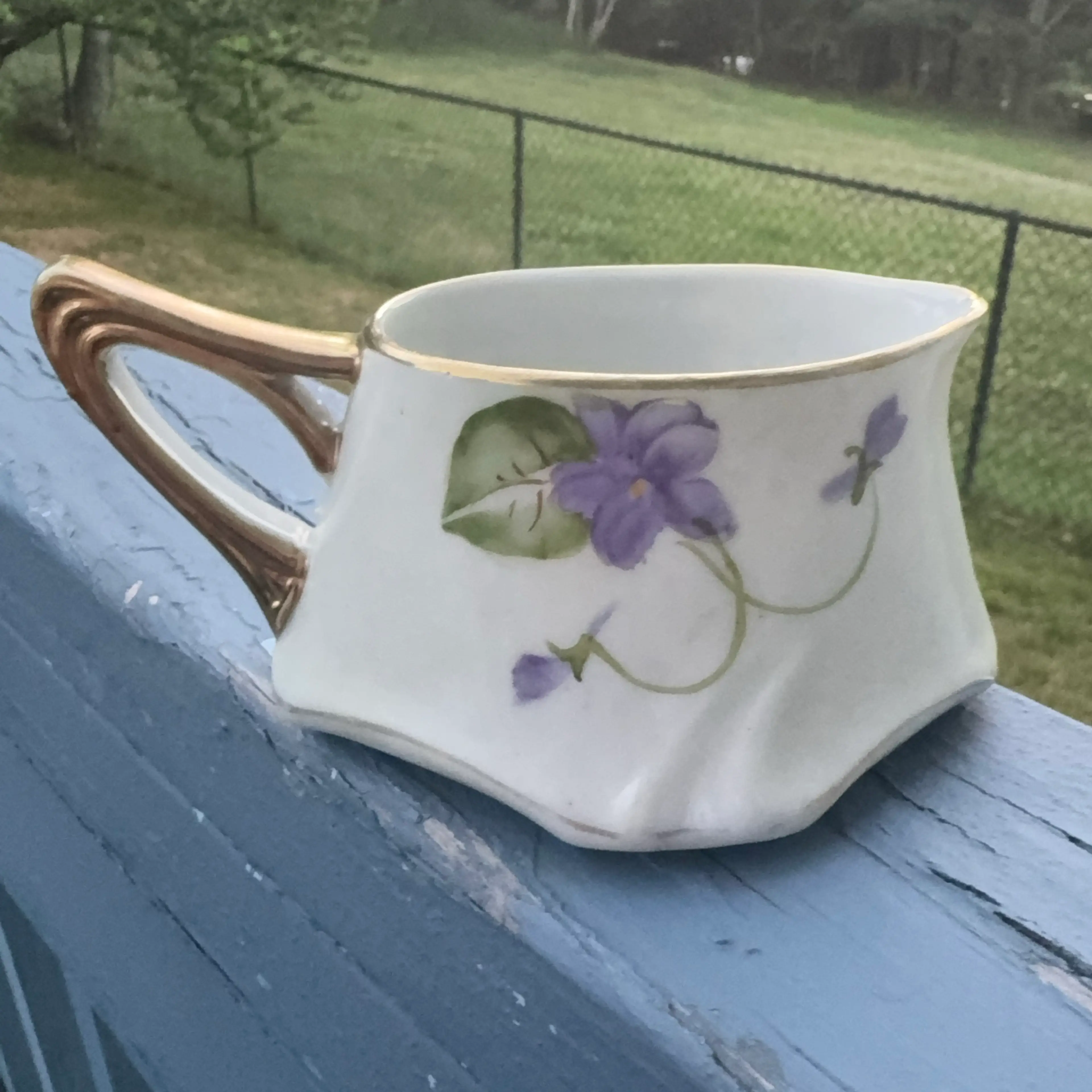 Image 2 of 4