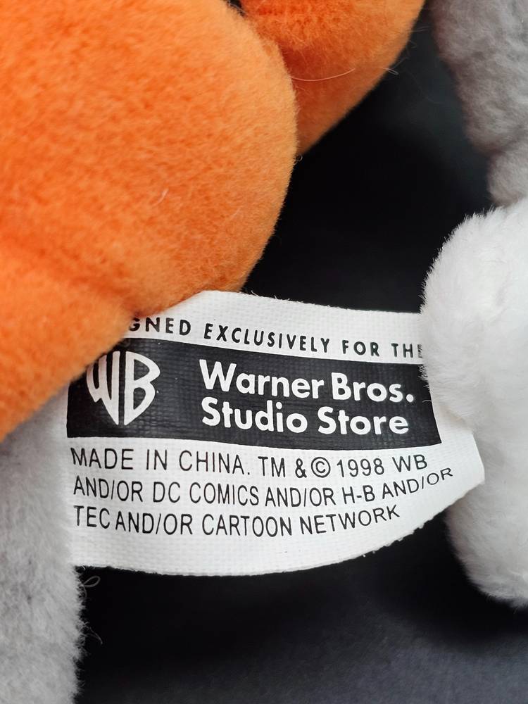 Vtg NWT Warner Bros Easter Bunny Bugs Bunny Plush In Carrot Bean Bag 1998