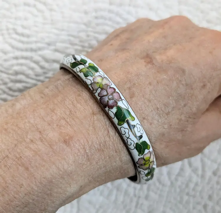 Vintage Cloisonne Floral Bangle Bracelet in White, Pink, Yellow and Green