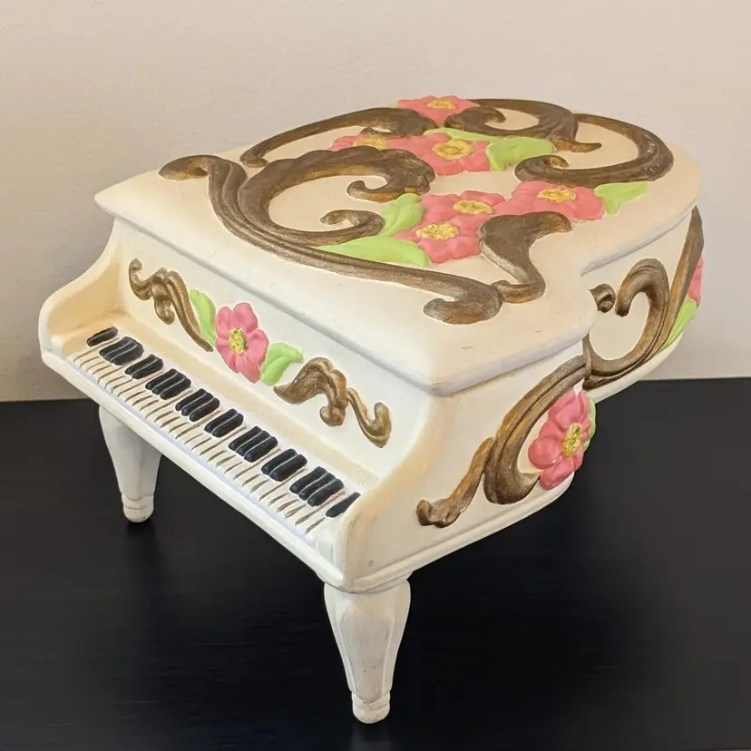 Vintage Jamar Mallory Studio Ceramic Victorian Piano Large Trinket Music Box 70s