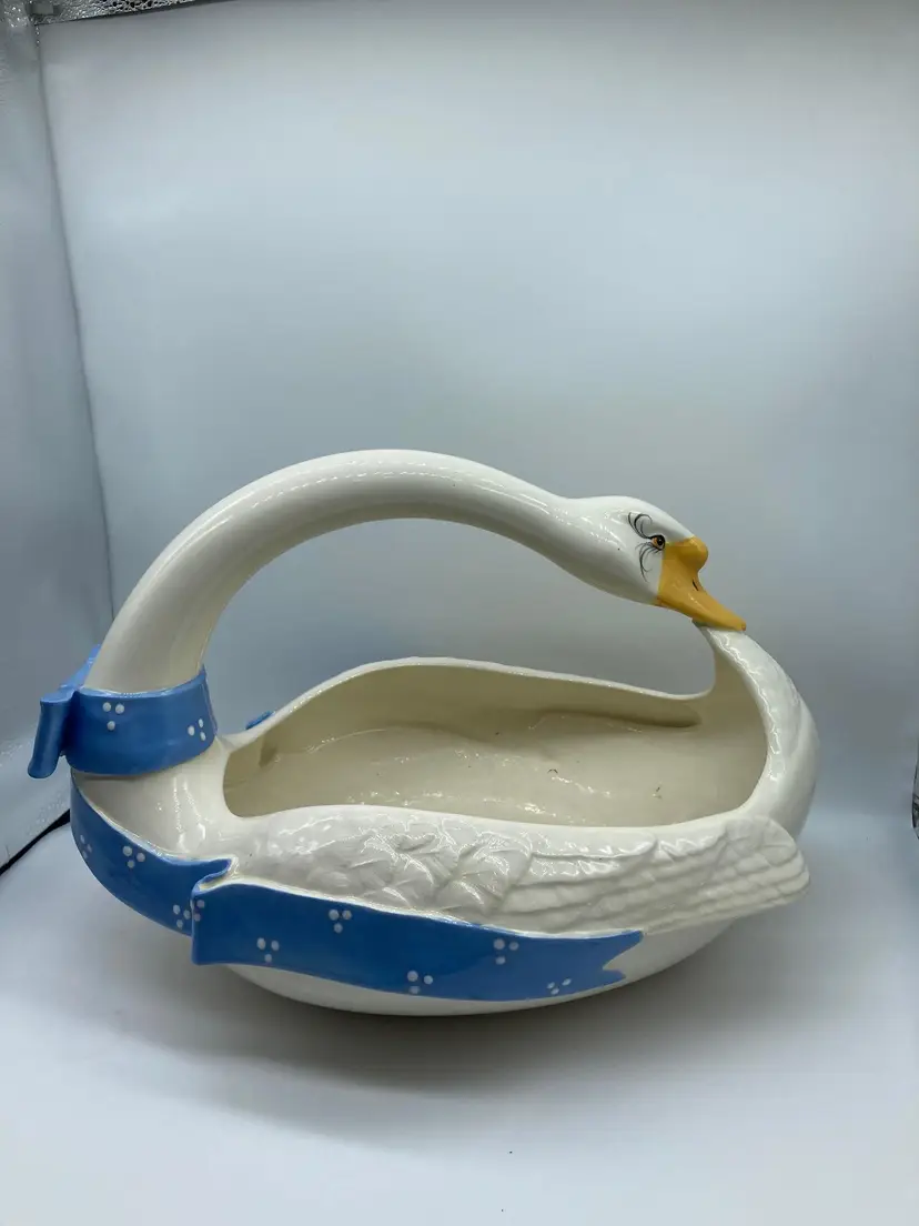 Ex-Large Les Trois Poulette Painted Vintage 1984 Sittre Ceramics
Signed and Stickered