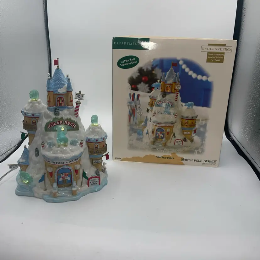 Dept 56 North Pole Series Polar Bear Palace #799918 Ltd 12.000 Pieces