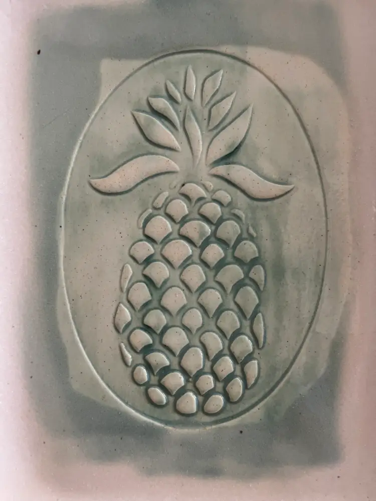 Vintage Signed Hugh Wayne Pineapple Pottery Dish