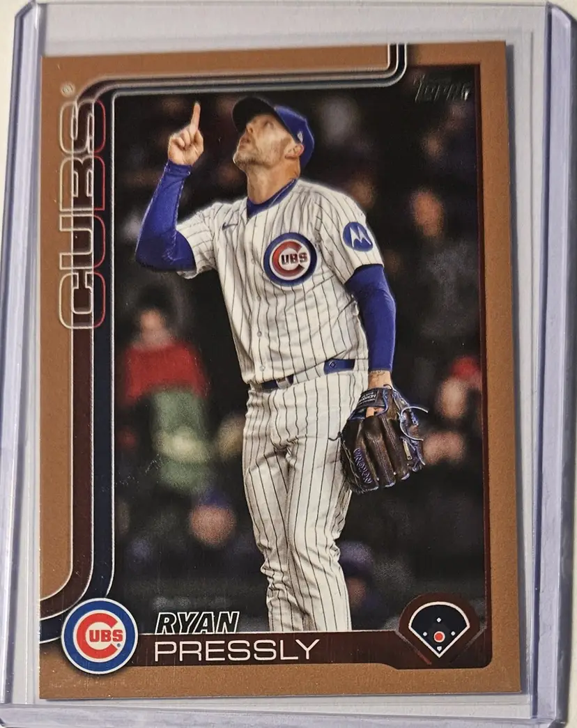 2025 Topps Update Gold Ryan Pressly 0148/2025
