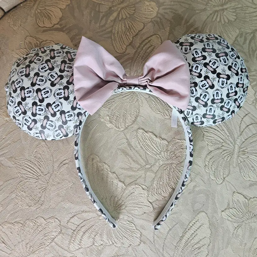 Aldi Exclusive Disney Ears Mickey Mouse 2024 Pink Bow & Minnie Mouse Print