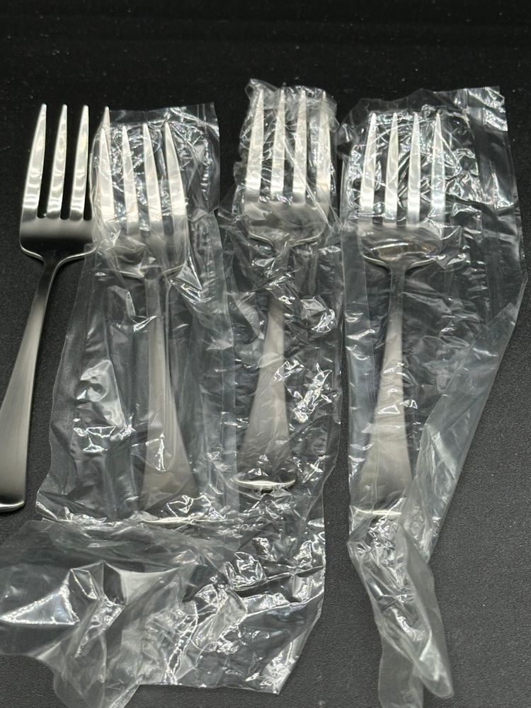 4-Oneida Stainless Cygnet Salad Forks NEW