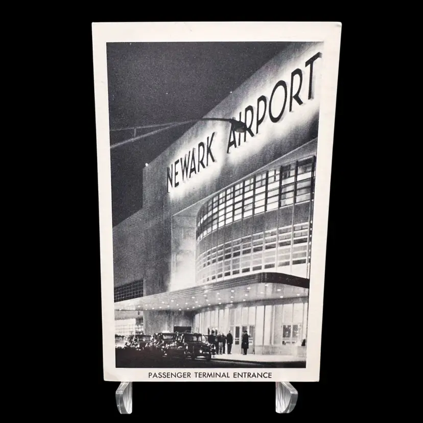 Newark Airport Passenger Terminal Entrance Vintage Black & White Postcard, Unused