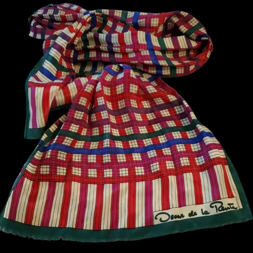 Oscar de la Renta Silk Scarf 42 X 10 Fringed Ends Green Red Blue Uni-sex