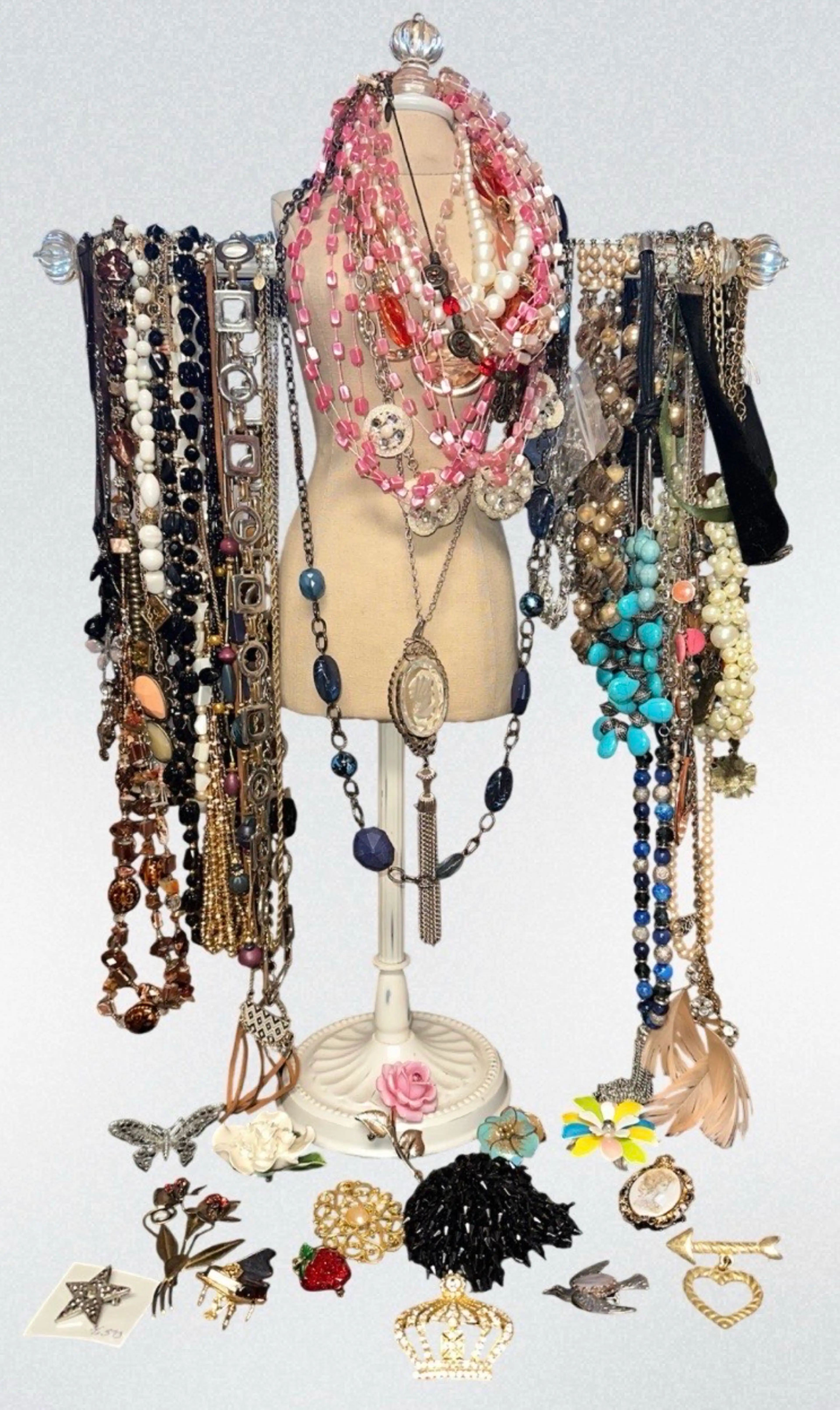 Good Morning Beautiful! Jewelry ~ Brooches, Necklaces, Earrings All The Things