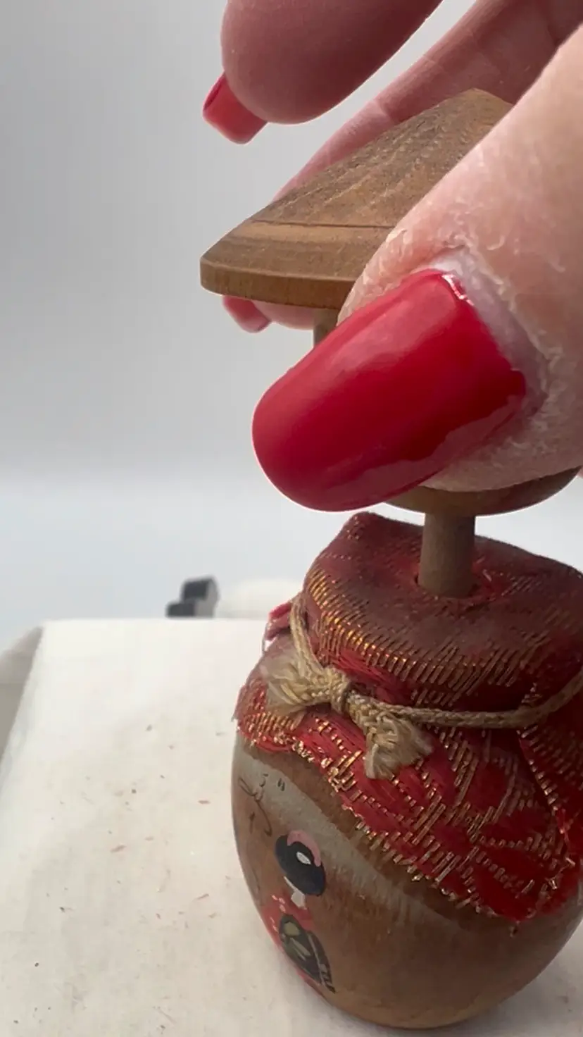 VINTAGE KOKESHI NODDING DOLL