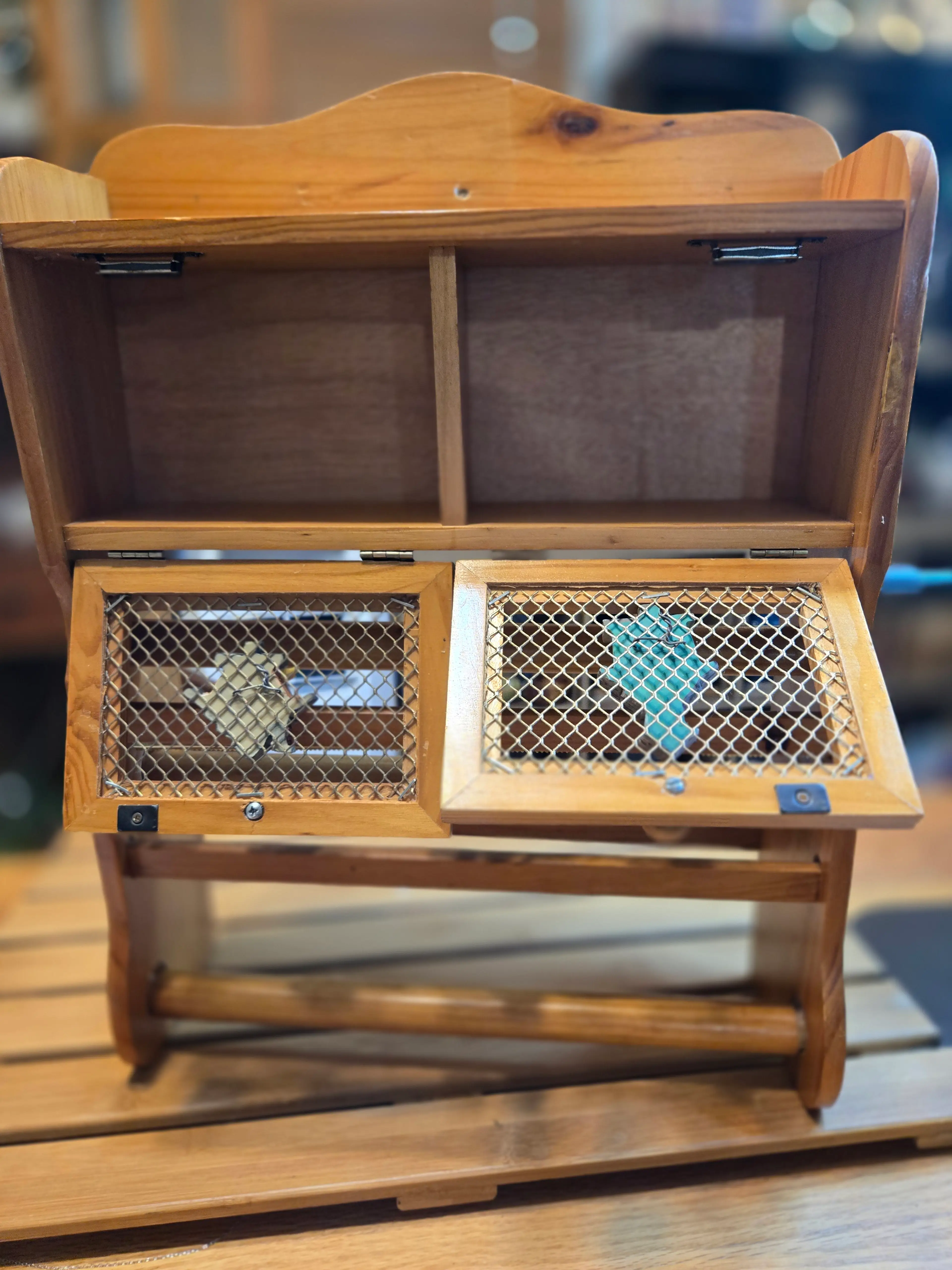 Image 2 of 8