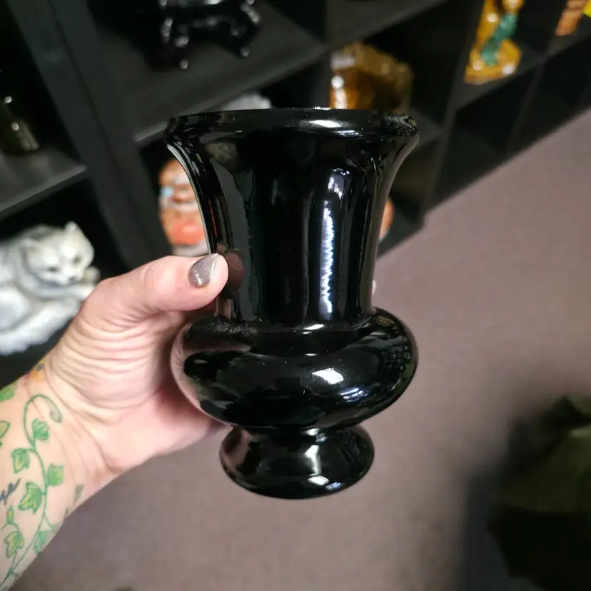 Vintage Black Amethyst Glass Pedestal Vase 7" MCMVintage Black Amethyst Glass Pedestal Vase 7" MCM