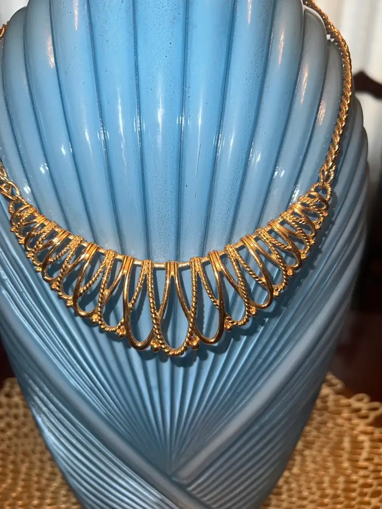 Vintage Statement Gold Tone Bob Necklace ?by Avon?