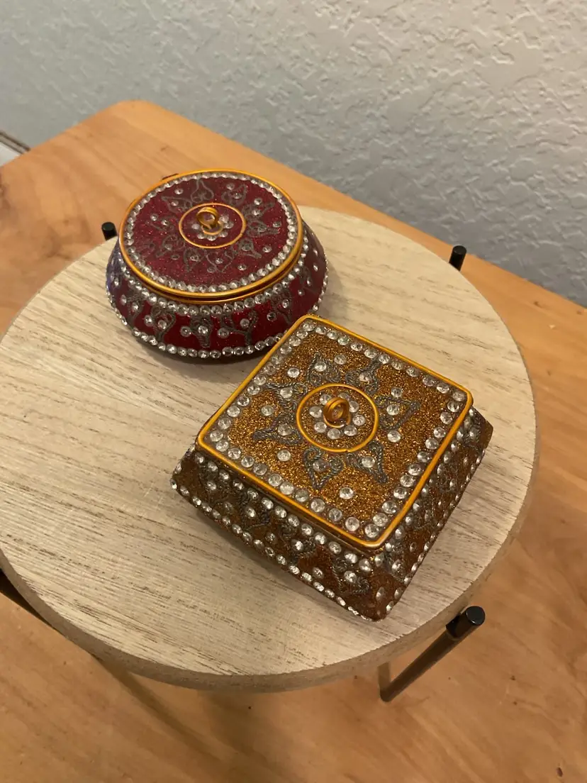 CHOICE Vintage Indian-style Embellished Trinket Boxes