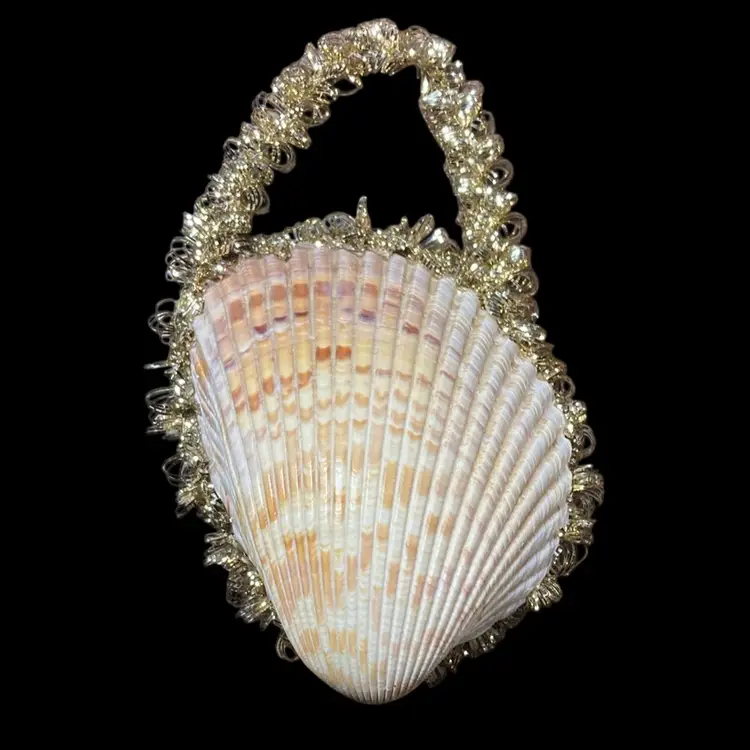 Handmade By Me Shell Ornament w/Snowman 6”x 4”