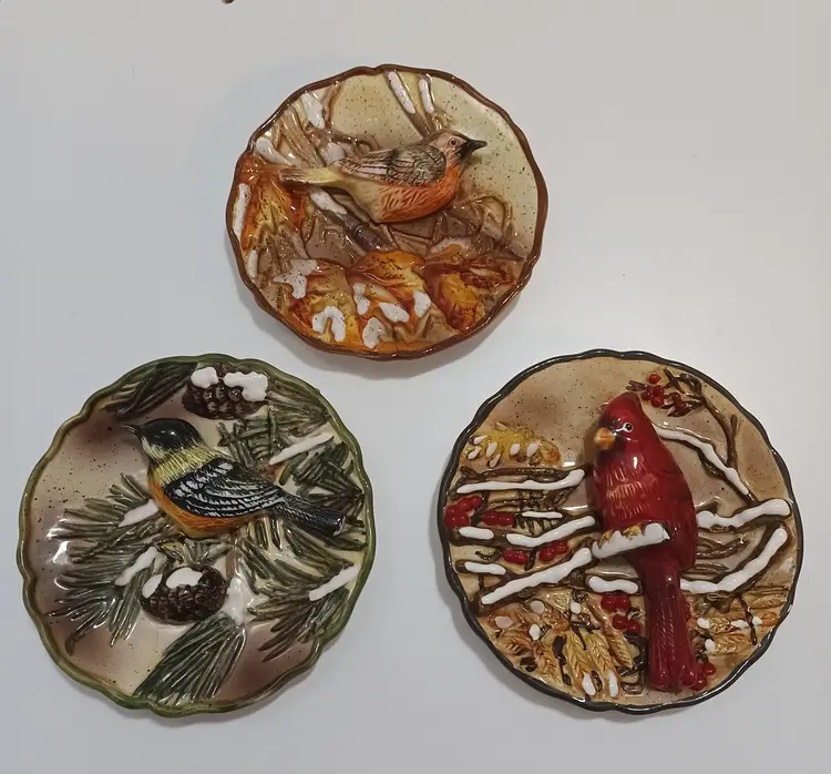 Set Of Three Vintage GANZ 3D Bird Plates; Beautiful Colors!  So Picturesque and Cheerful! Lovely all Together or Individually Hung!