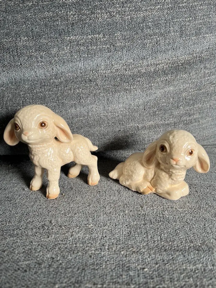 Goebel Set of 2 Lambs