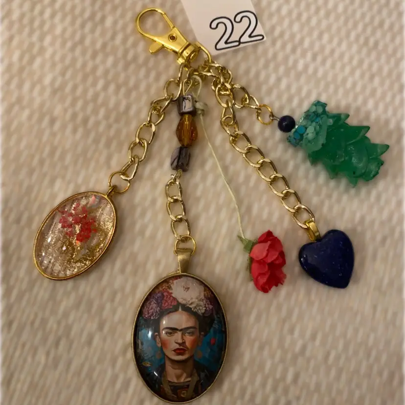 22 FRIDA KAHLO PURSE BAG CHARM ART KEY RING GOLDEN LAPIS HEART