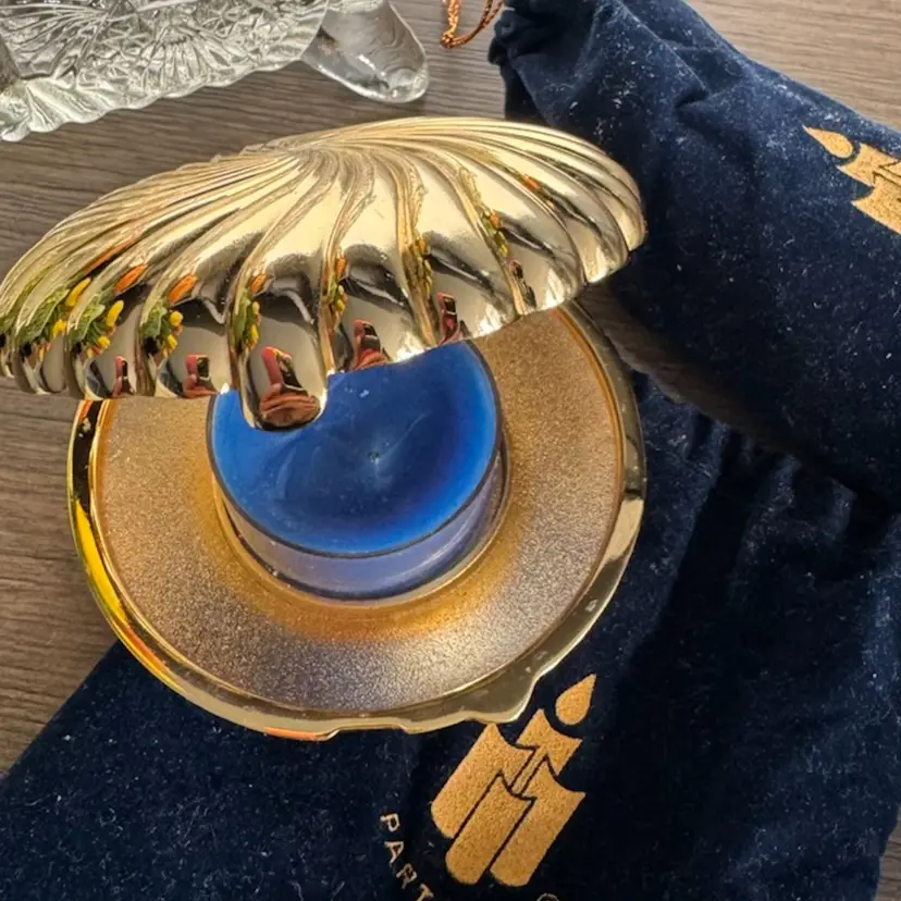 😻 PartyLite vintage travel tea light holder, gold-tone metal clamshell design