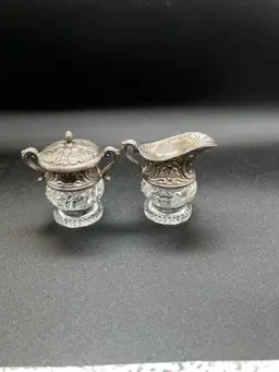 Vintage Clear Glass And Silver plate Salt & Pepper Shakers