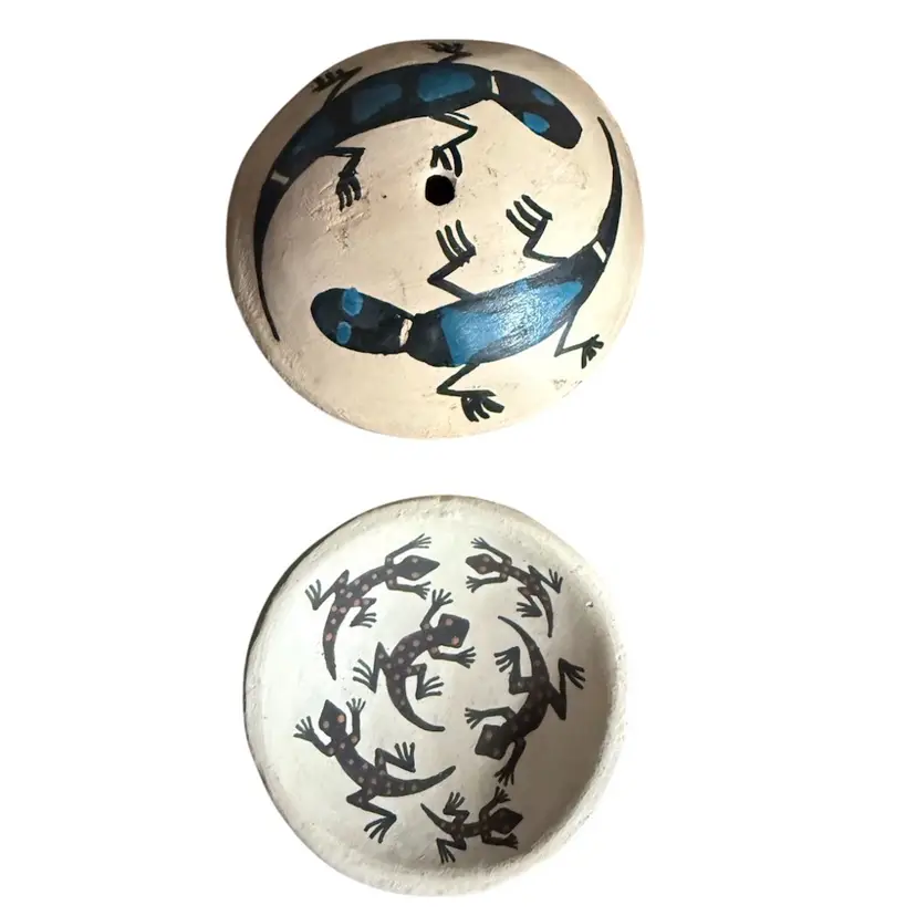 Acoma Native American lizard seed pot and mini plate