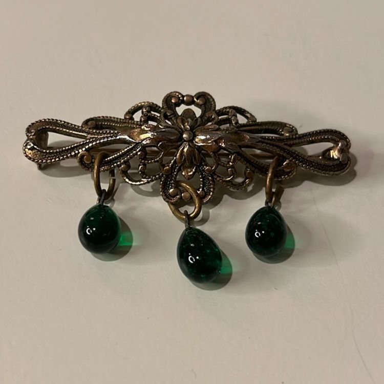 25. Victorian Style Antique Gold Tone, Filigree Brooch With Glass beads