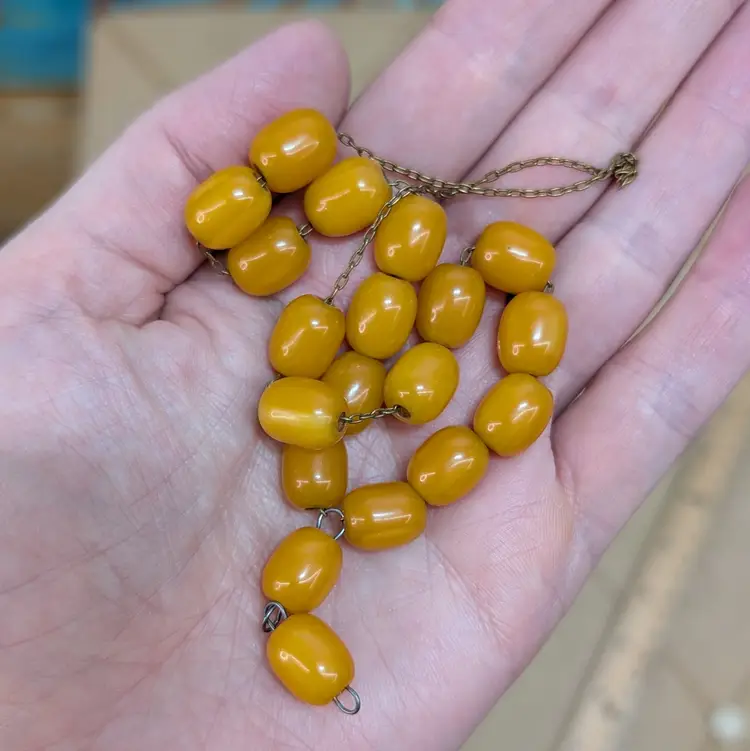 Vintage Butterscotch Bakelite Greek Komboloi Worry Beads 17 + 2 Barrel on Chain
