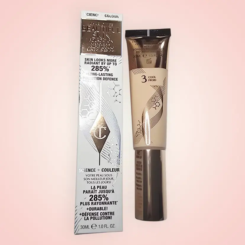 #01 Charlotte Tilbury Beautiful Skin Medium Coverage Liquid Foundation with Hyaluronic Acid in shade 4 Warm