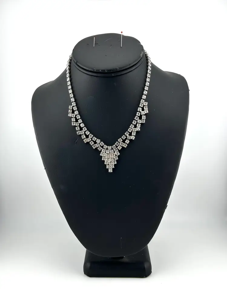 Vintage Silver Tone Rhinestone Necklace 14”