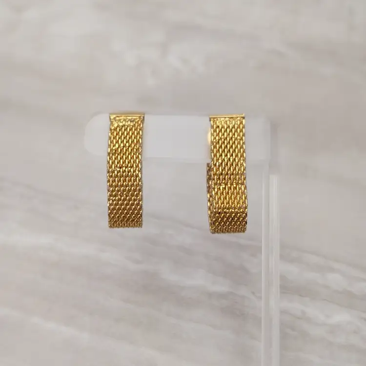 Vintage Clip On Earrings Stylish Gold Tone Mesh Hoop Like Large Statement