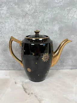 Gibsons England Black Teapot Gold Snowflake Vintage 1950s (0136-25)