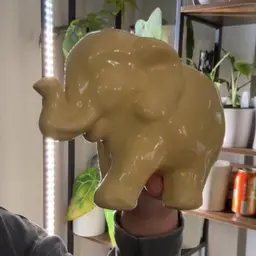 Vintage planter - elephant pale yellow