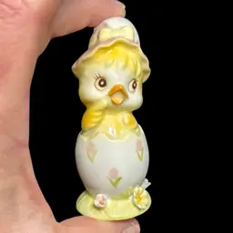 Napco Mini Chick Hatching From Easter Egg Stamped Excellent Condition 3”