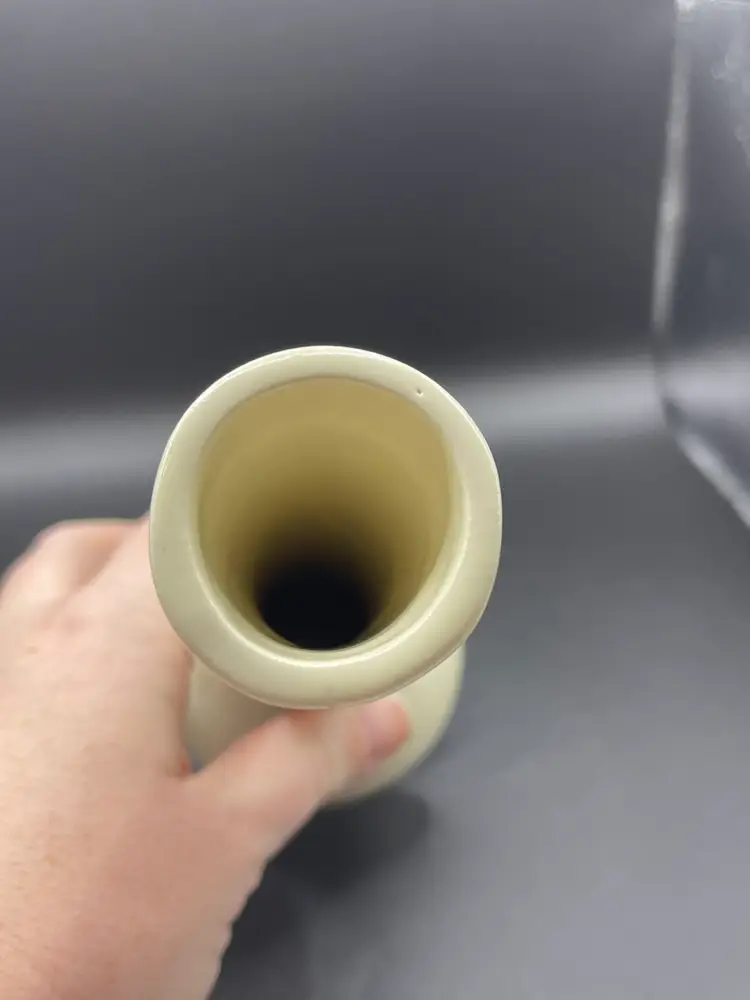 Vintage Haeger Cream Colored Pottery Bud Vase