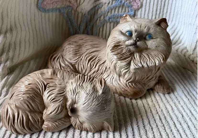 Vintage MCM Sandcast Persian Mother Cat and Kitten Figurines Statues