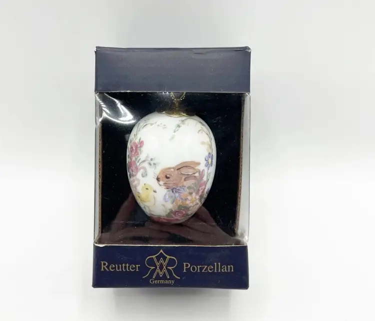 REUTTER Porzellan Rabbit Bunny Chick Porcelain Egg Ornament Easter Vintage 3.5"