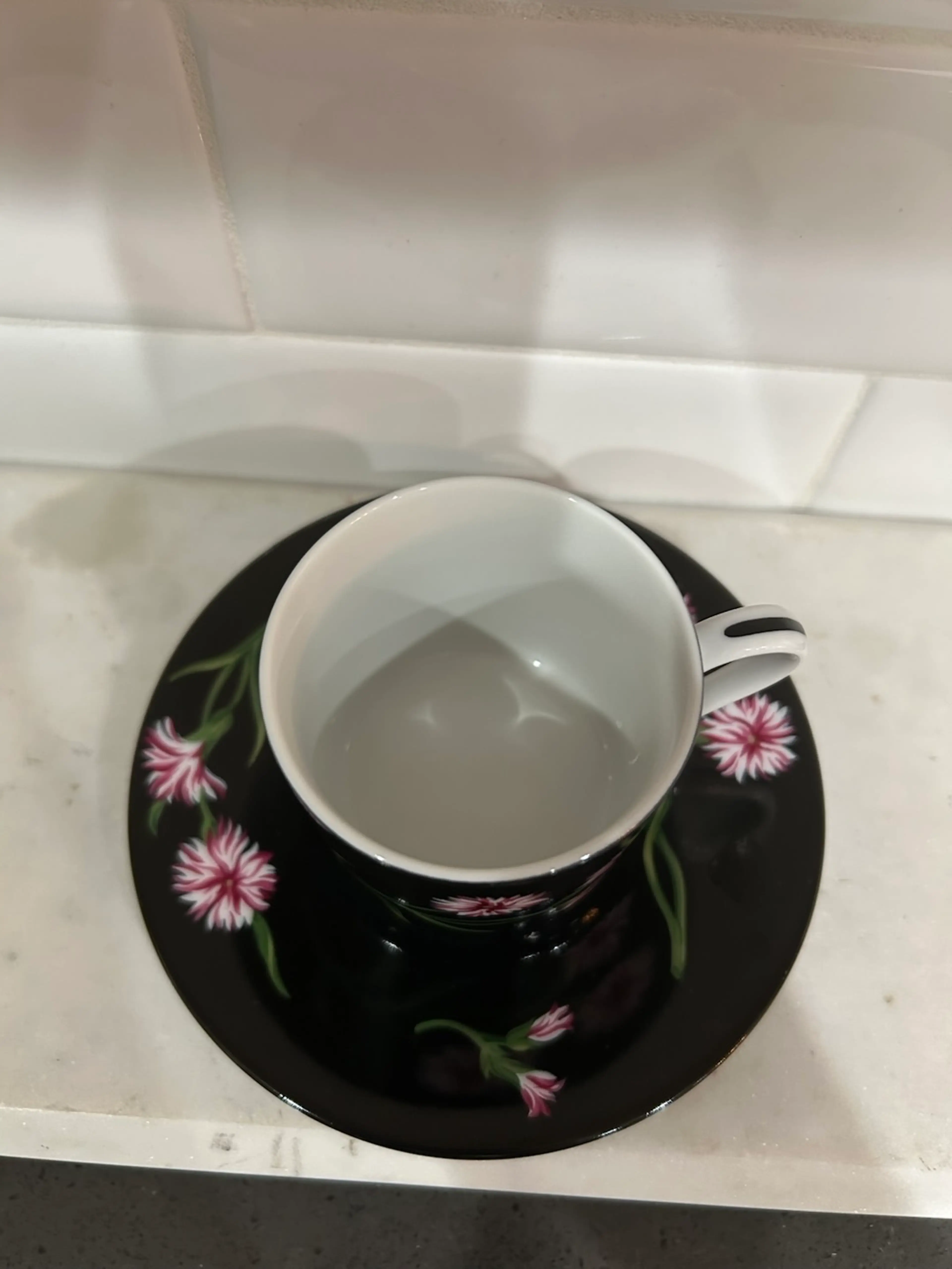 Image 2 of 8