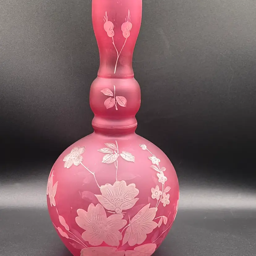 Bohemian Cranberry Satin Glass Narrow Neck Bulbous Glass Vase READ 12.5”💖