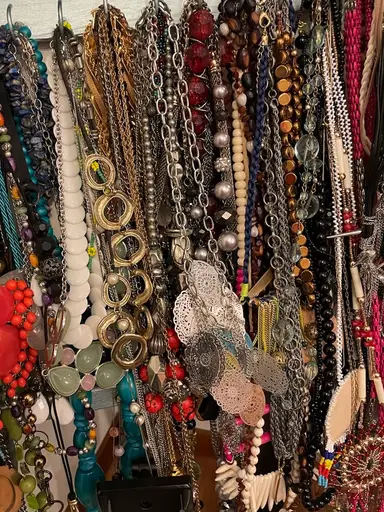 POSTPONED $1 Necklace Clearance Party 🎉 (Will Try & Popup Later)