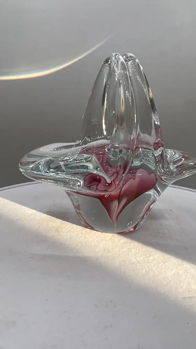 VINTAGE ART GLASS WITH PINK ROSE