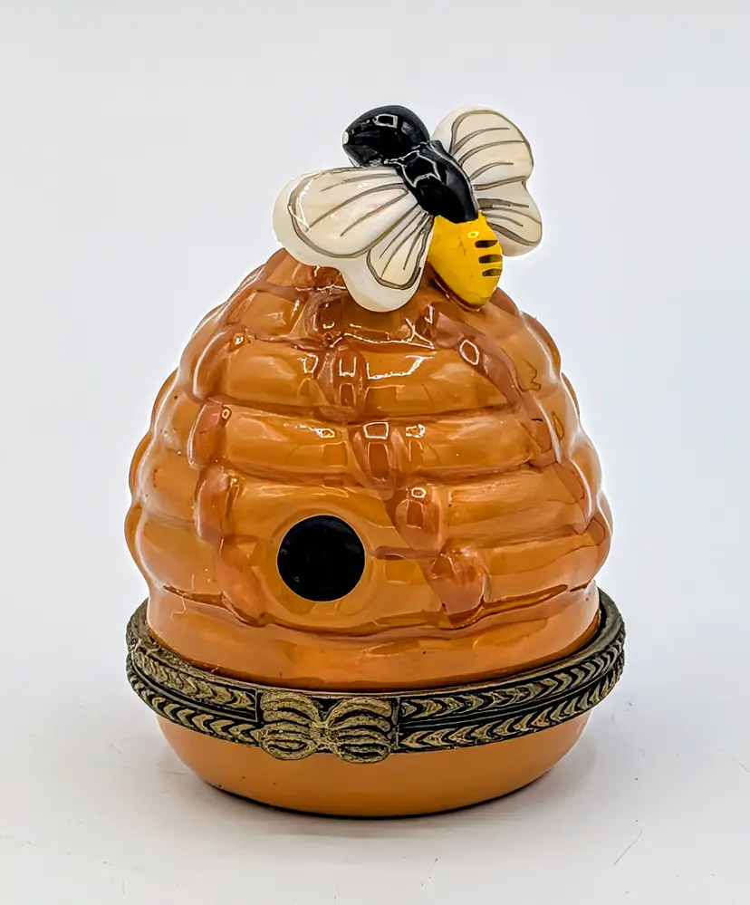 Ceramic Beehive Trinket Box with Removable Bee Hinged Keepsake Box