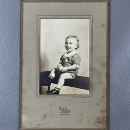 Vintage Portrait Photo Baby Toddler Austin Studios California Nevada Utah 5x8"