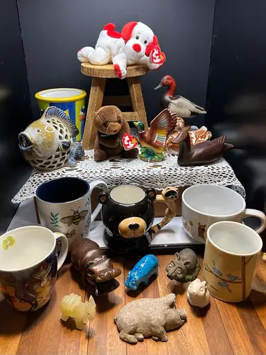 Shop The Table For Critters Part 2 !! Taking $2 Off Anything In The Auction Listing!